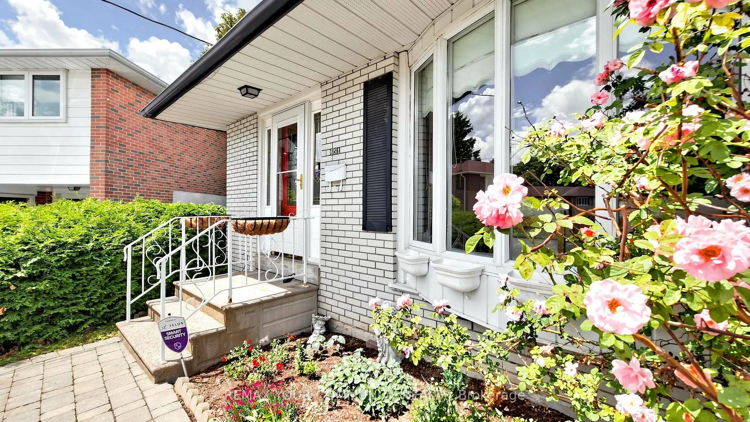 651, Mossbank, Huron Heights-Leslie Valley, Newmarket