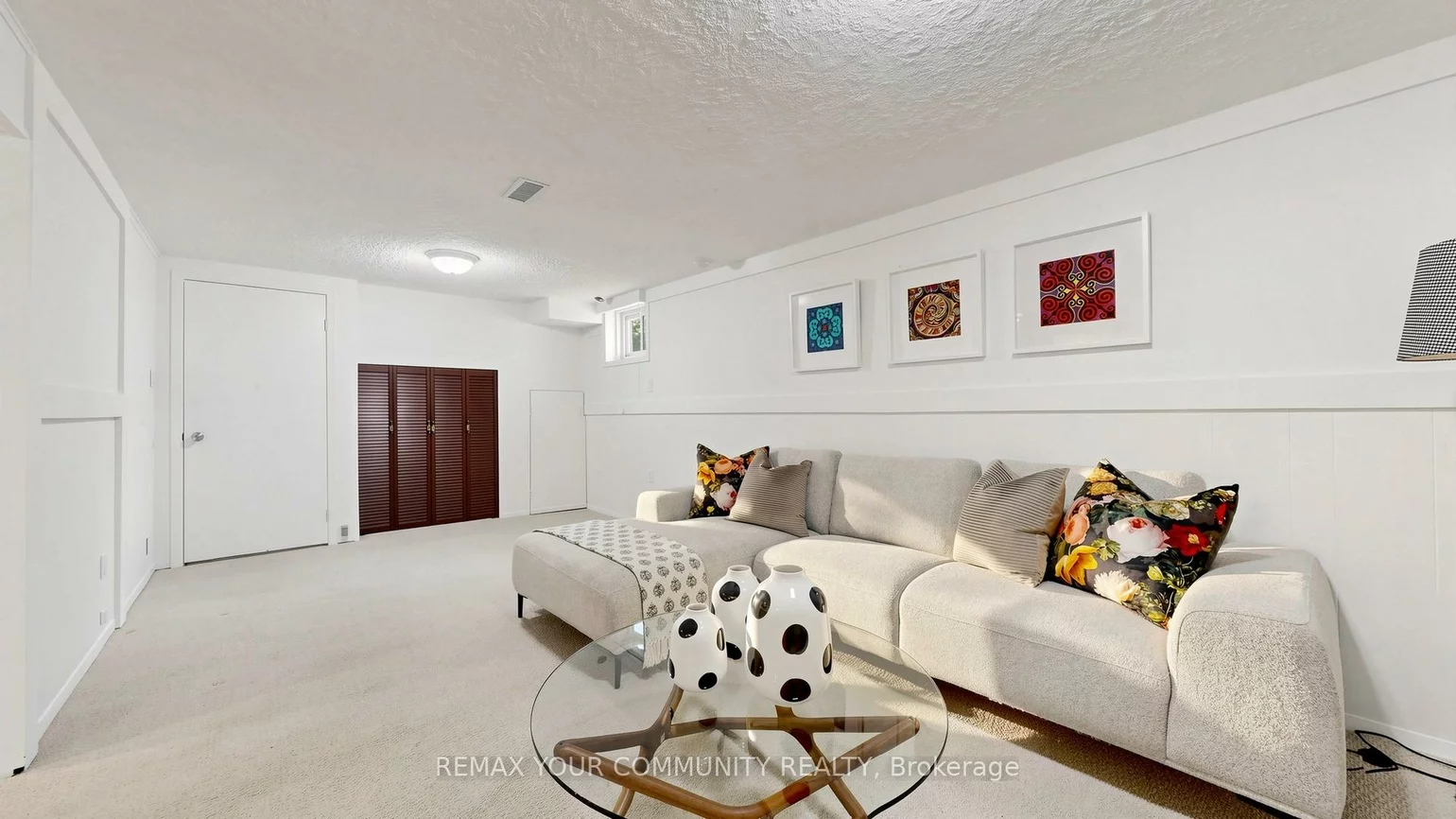651, Mossbank, Huron Heights-Leslie Valley, Newmarket