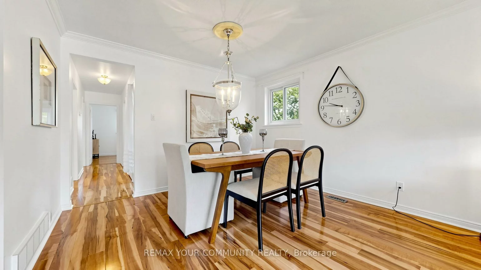 651, Mossbank, Huron Heights-Leslie Valley, Newmarket