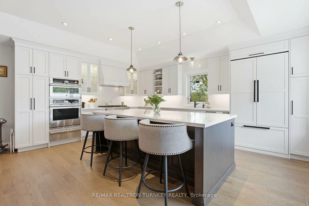 178, Parkview, Central Newmarket, Newmarket