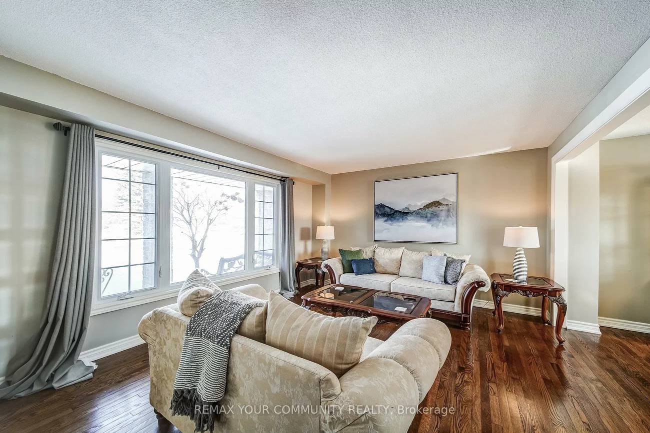 911, Ferndale, Gorham-College Manor, Newmarket