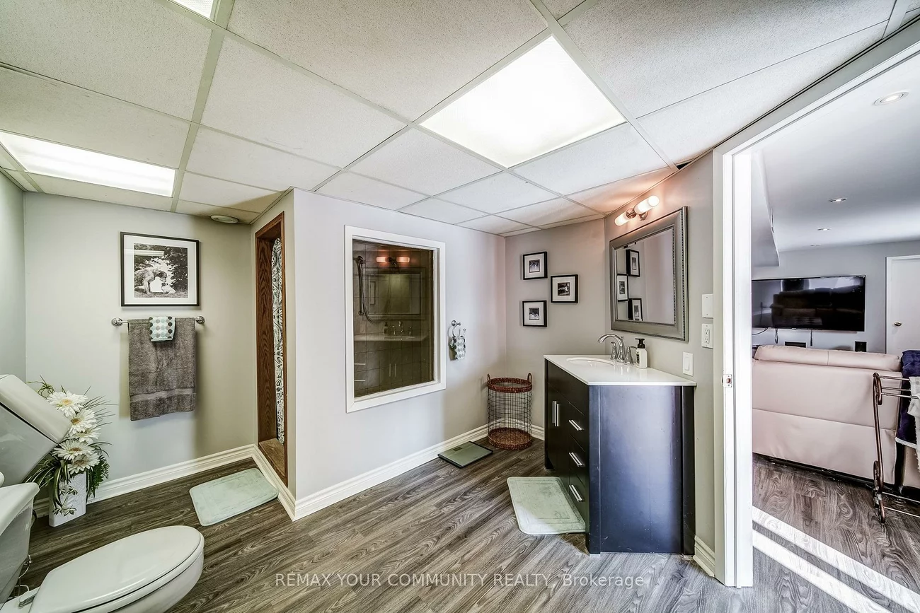 911, Ferndale, Gorham-College Manor, Newmarket