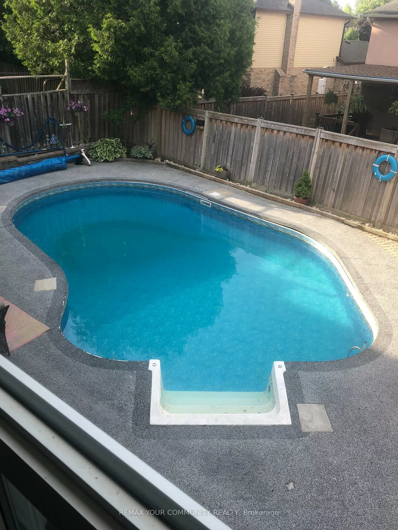 911, Ferndale, Gorham-College Manor, Newmarket