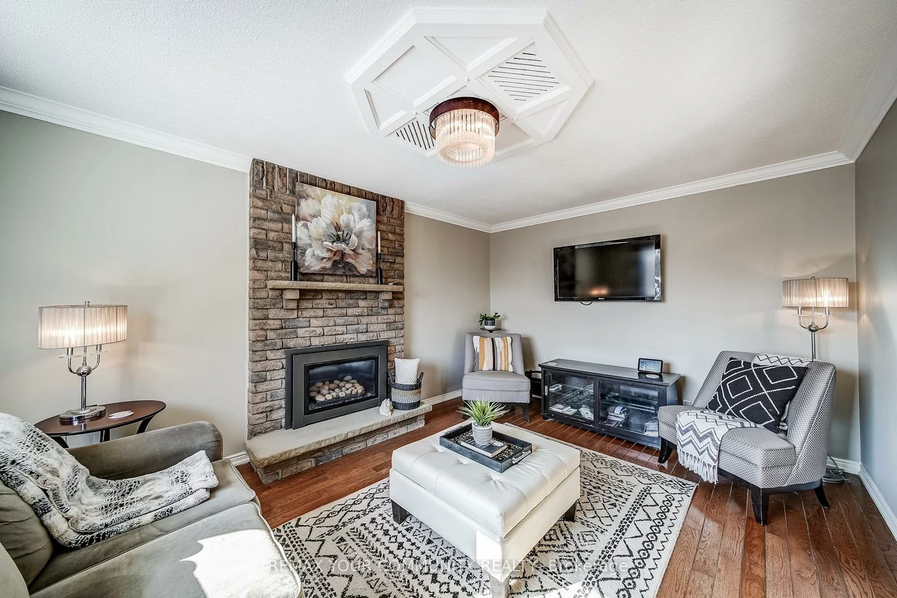 911, Ferndale, Gorham-College Manor, Newmarket