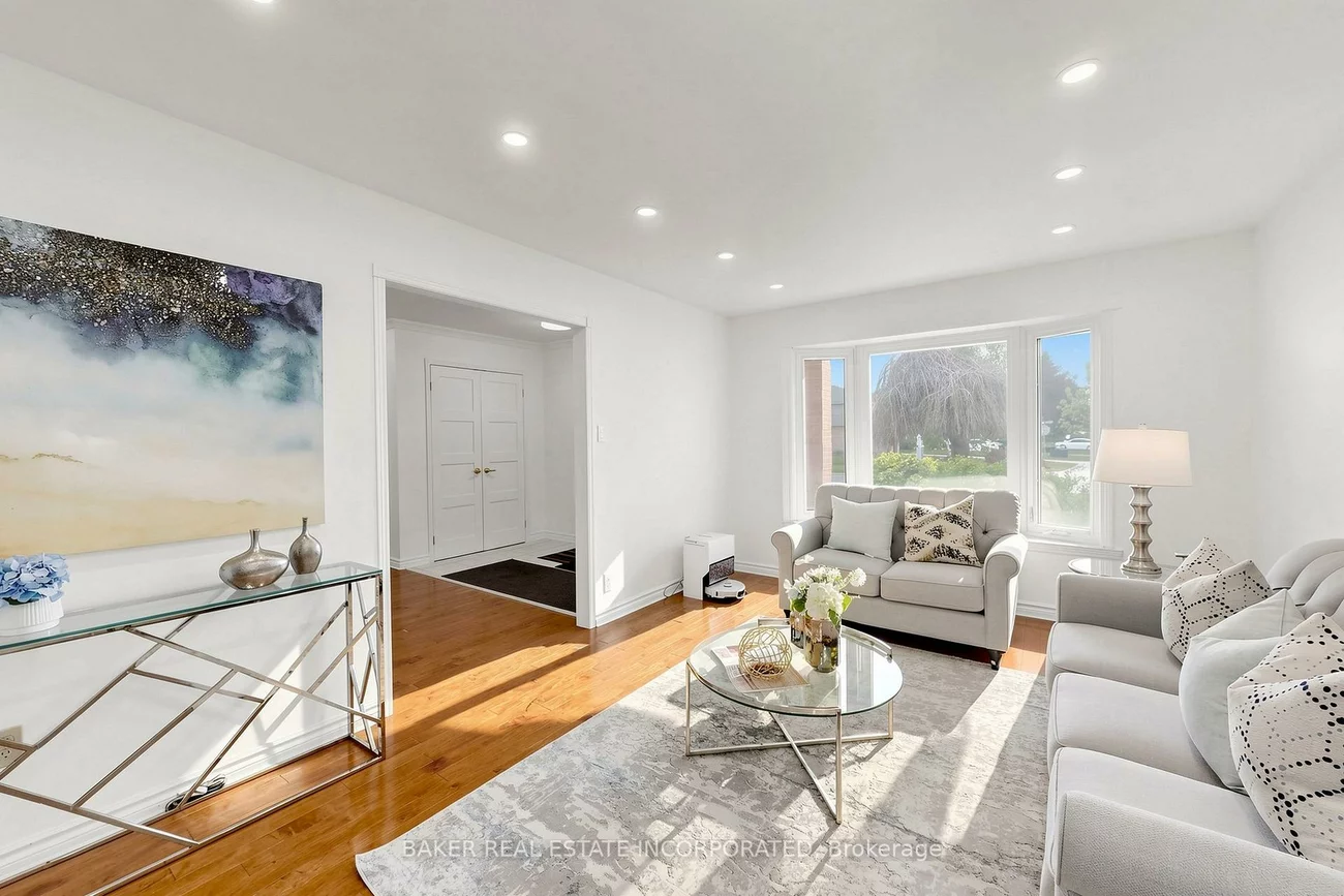 670, Leslie Valley, Huron Heights-Leslie Valley, Newmarket