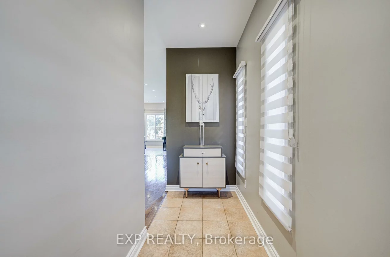 292, Sheridan, Gorham-College Manor, Newmarket