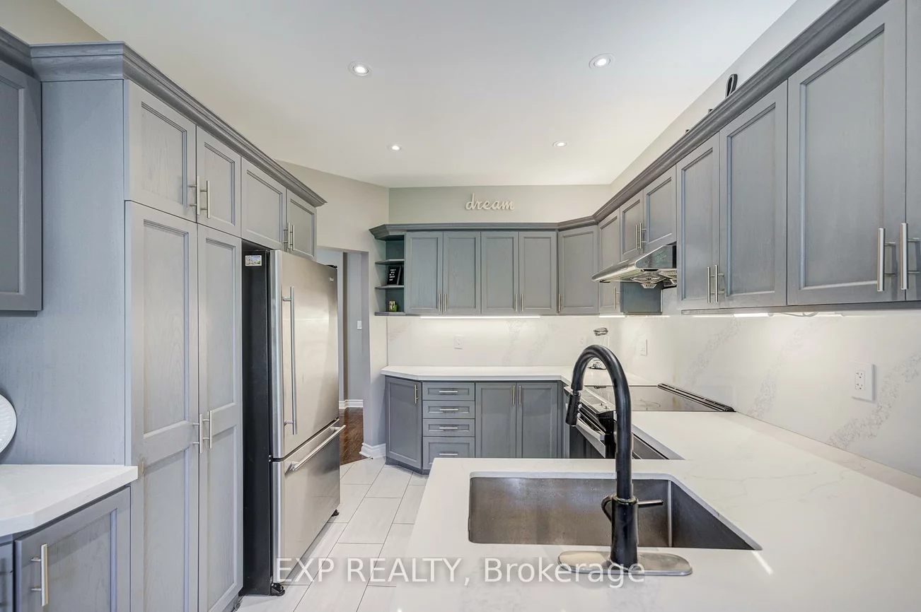 292, Sheridan, Gorham-College Manor, Newmarket