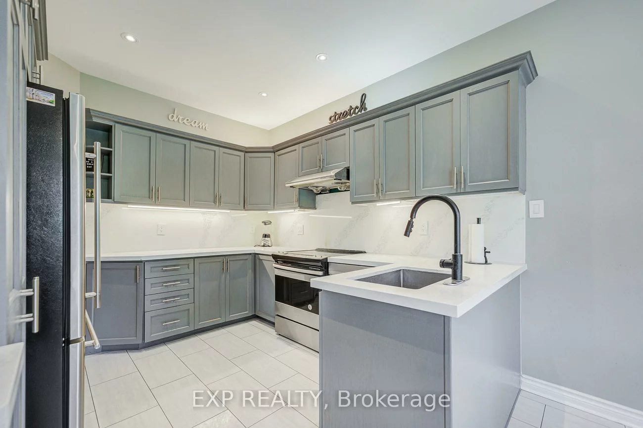 292, Sheridan, Gorham-College Manor, Newmarket