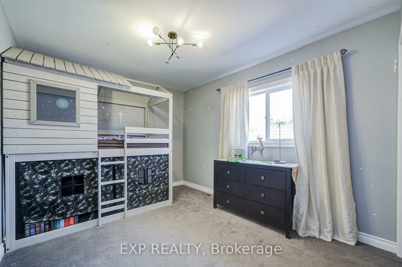292, Sheridan, Gorham-College Manor, Newmarket