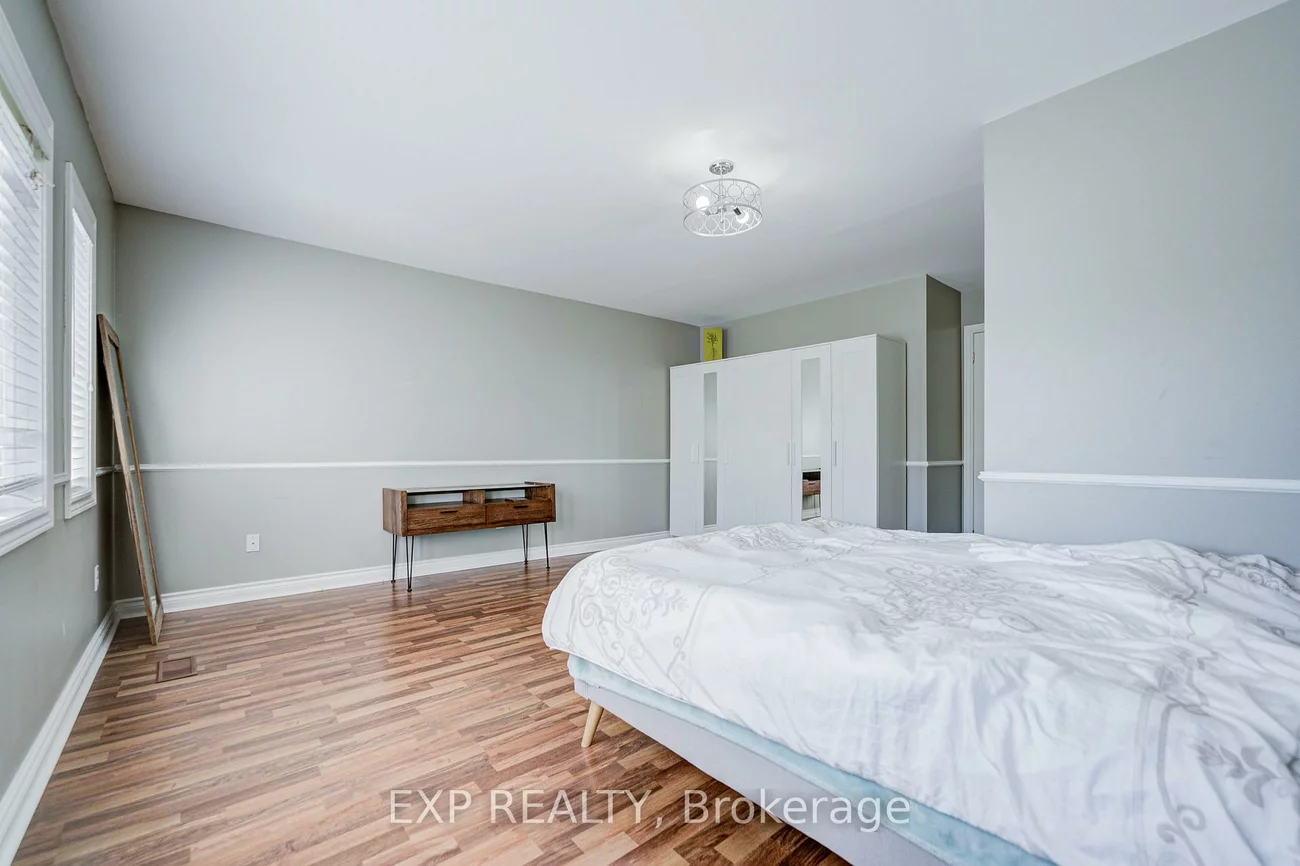 292, Sheridan, Gorham-College Manor, Newmarket