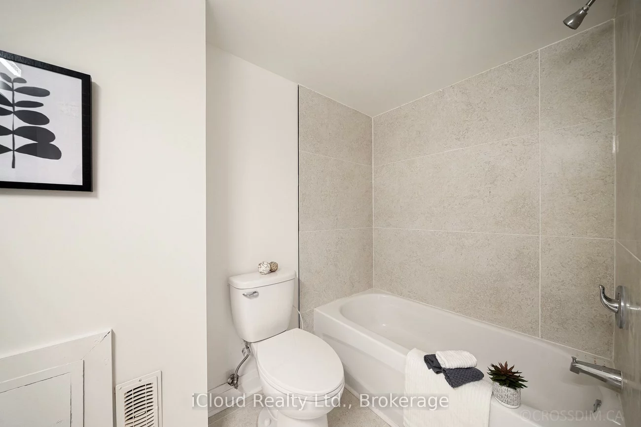 107, Bayview, Huron Heights-Leslie Valley, Newmarket
