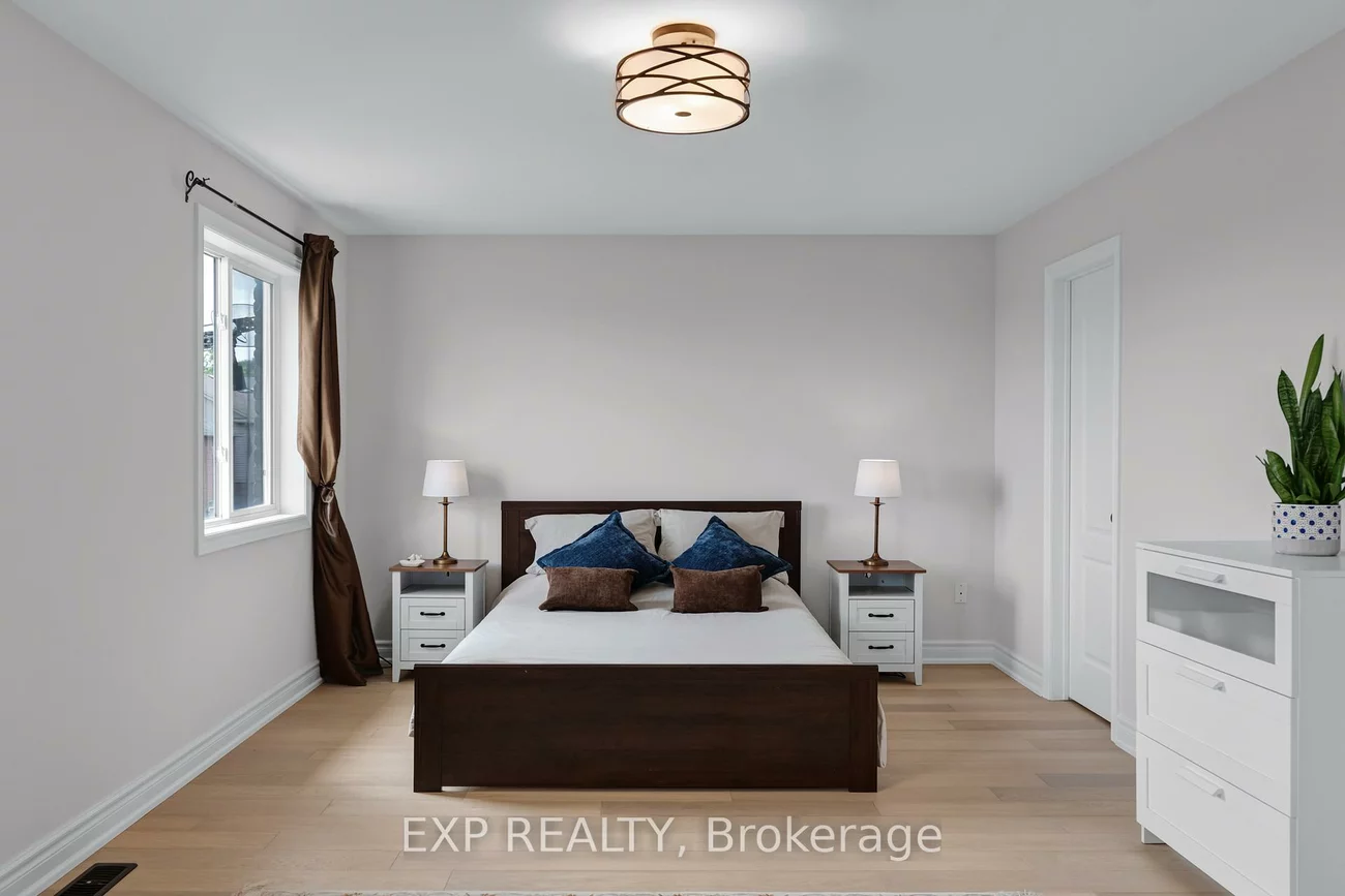 320, Dowson, Woodland Hill, Newmarket