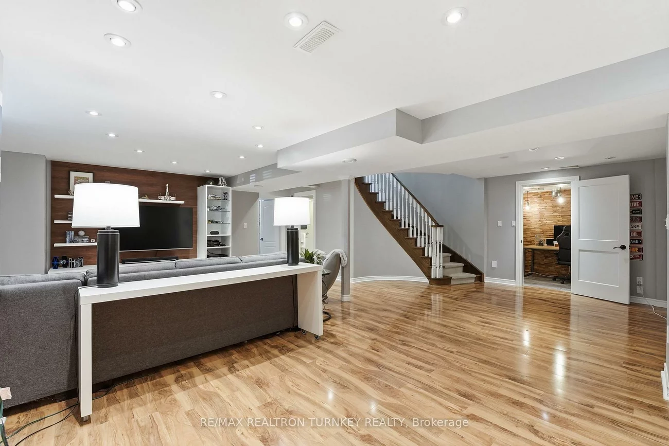 818, Exceller, Stonehaven-Wyndham, Newmarket