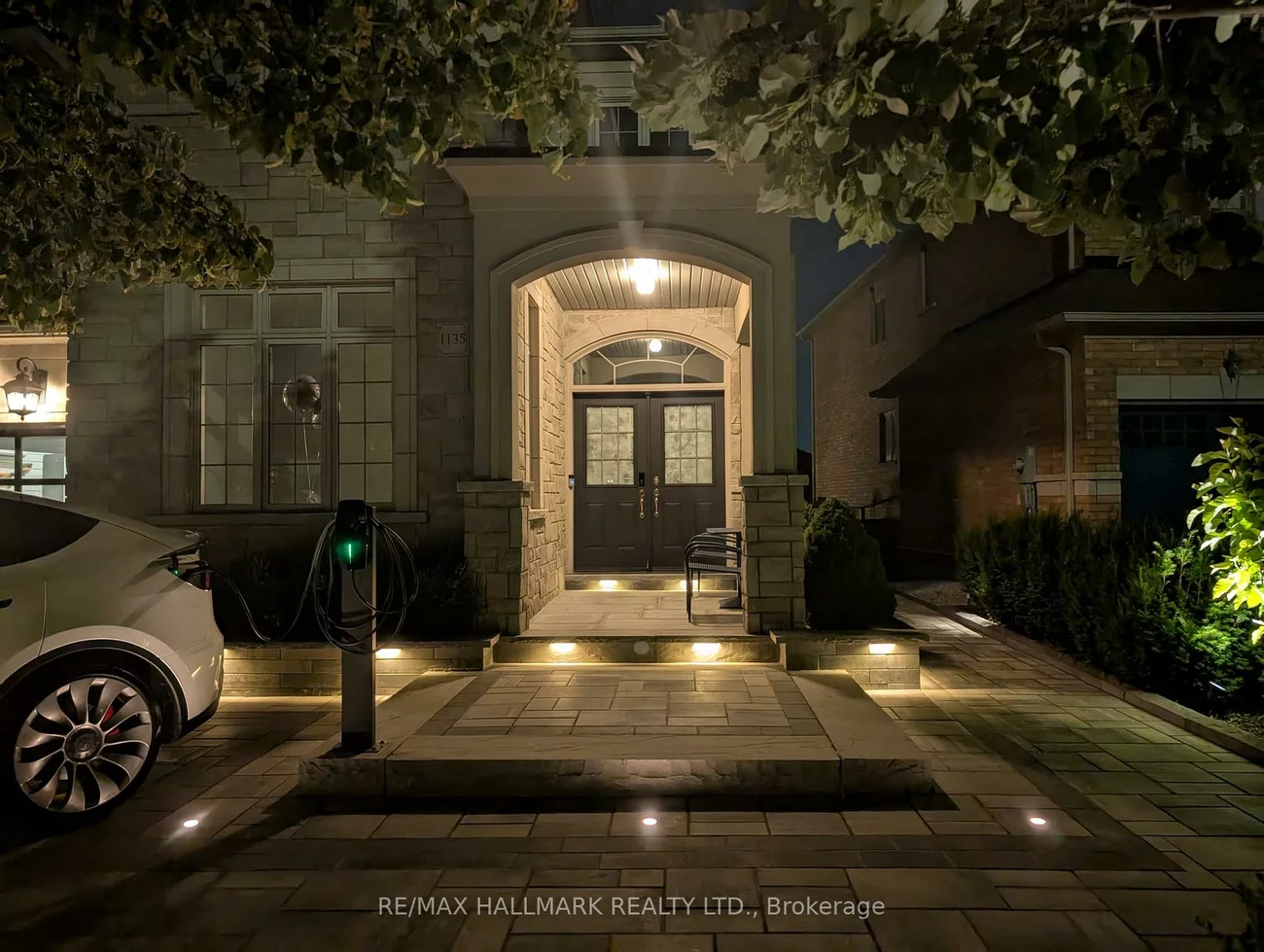 1135, Cenotaph, Stonehaven-Wyndham, Newmarket