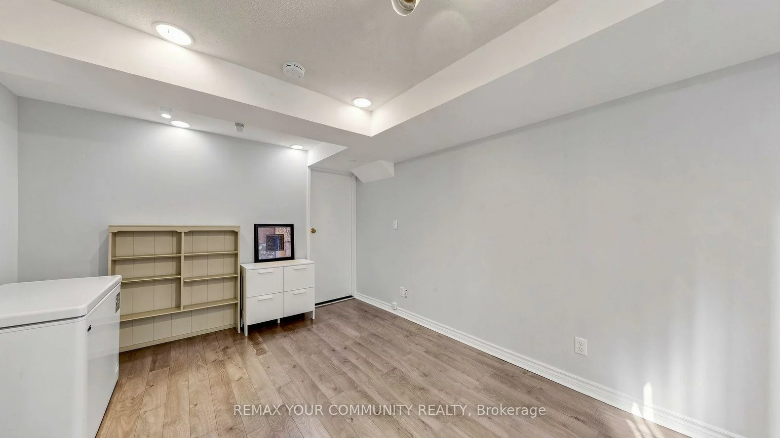 276, Currey, Central Newmarket, Newmarket