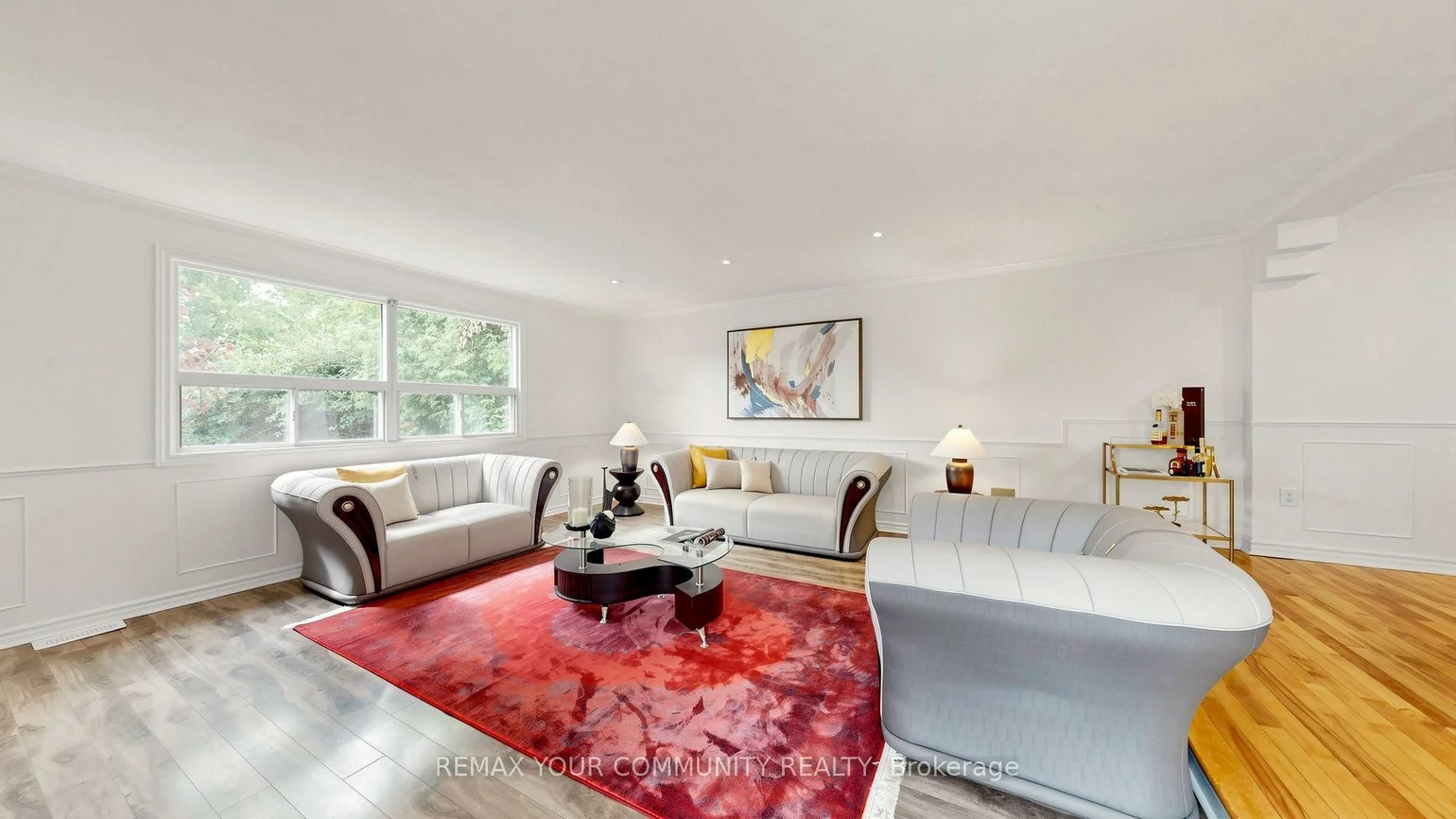276, Currey, Central Newmarket, Newmarket
