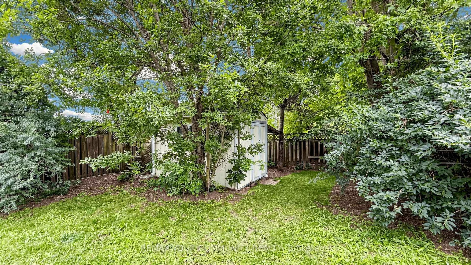 276, Currey, Central Newmarket, Newmarket