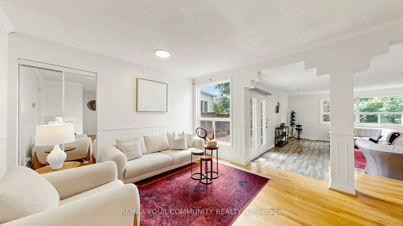 276, Currey, Central Newmarket, Newmarket