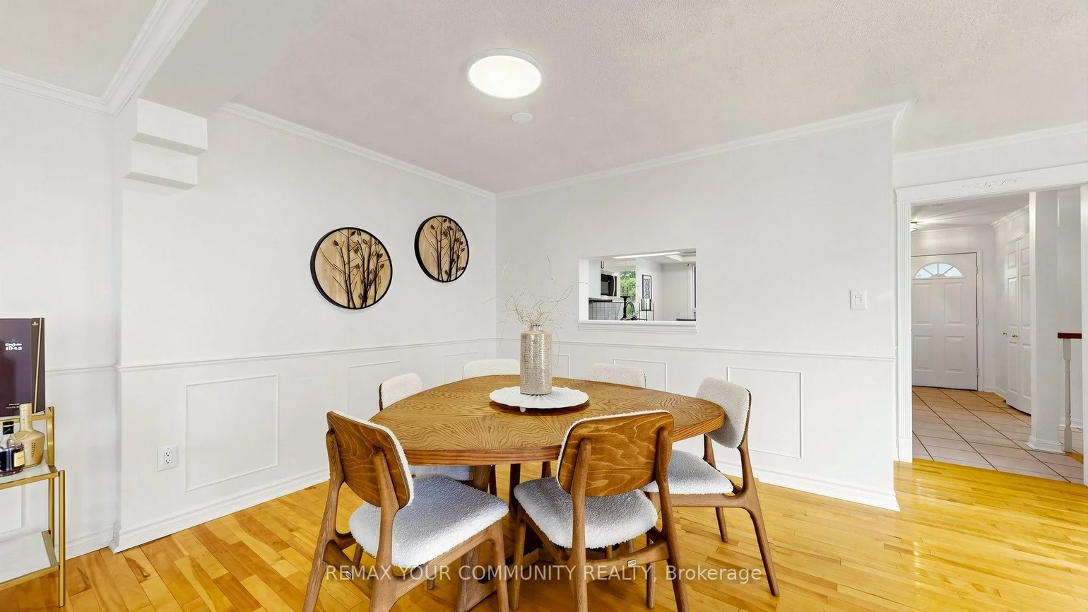 276, Currey, Central Newmarket, Newmarket