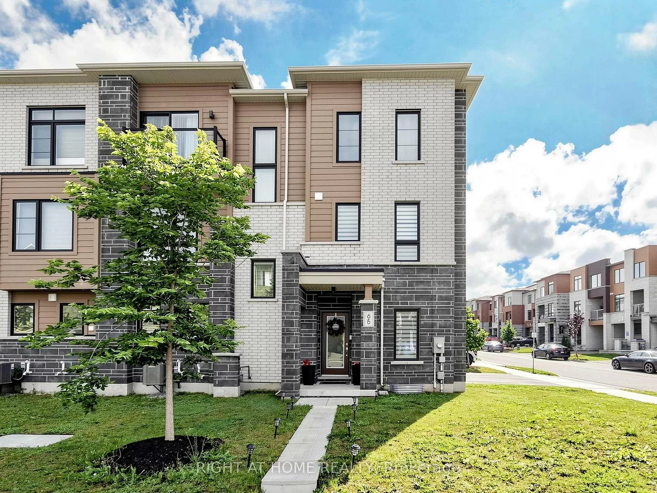 65, Allure, Woodland Hill, Newmarket