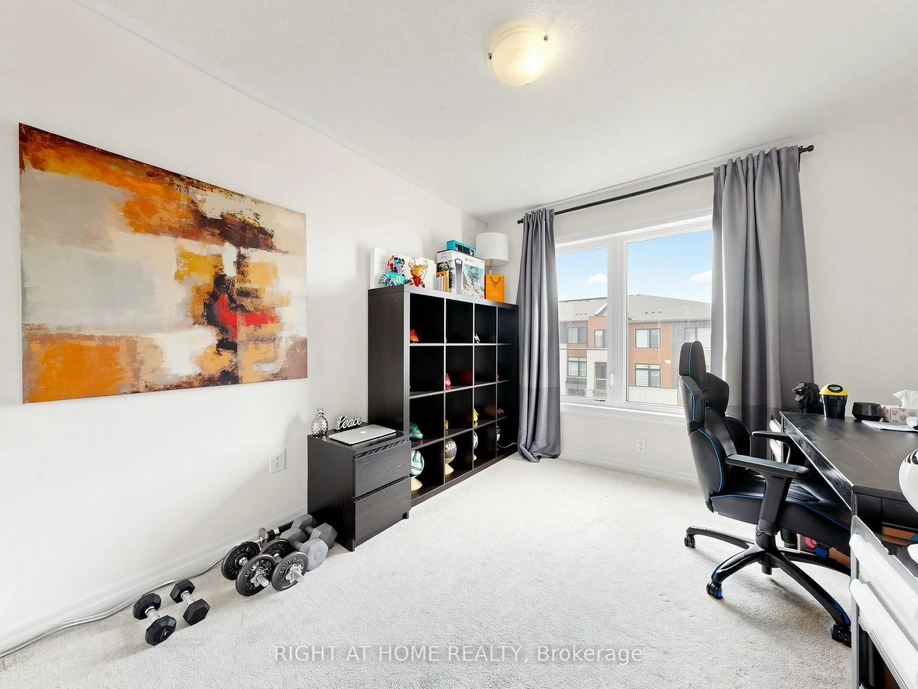 65, Allure, Woodland Hill, Newmarket