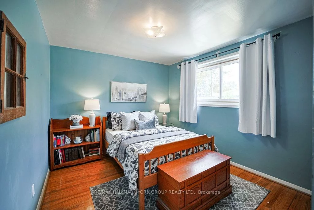 689, Sunnypoint, Huron Heights-Leslie Valley, Newmarket