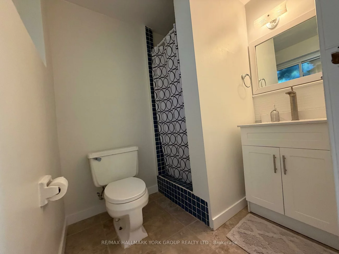 689, Sunnypoint, Huron Heights-Leslie Valley, Newmarket
