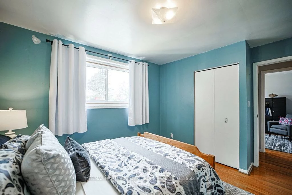 689, Sunnypoint, Huron Heights-Leslie Valley, Newmarket