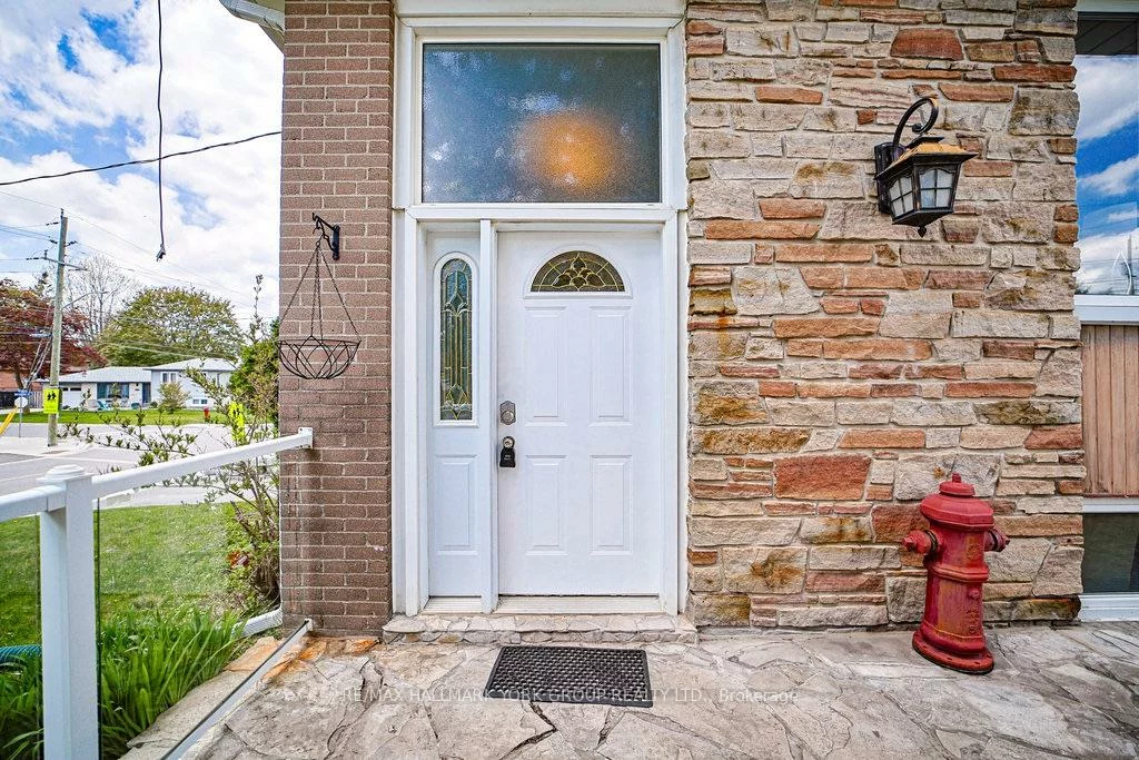 689, Sunnypoint, Huron Heights-Leslie Valley, Newmarket