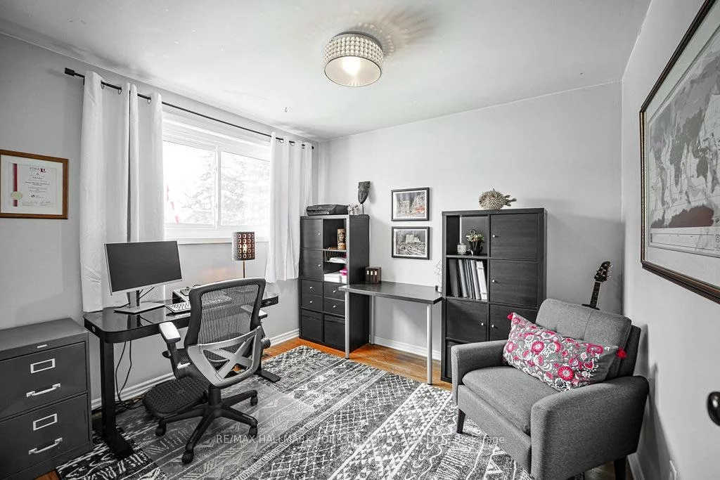 689, Sunnypoint, Huron Heights-Leslie Valley, Newmarket