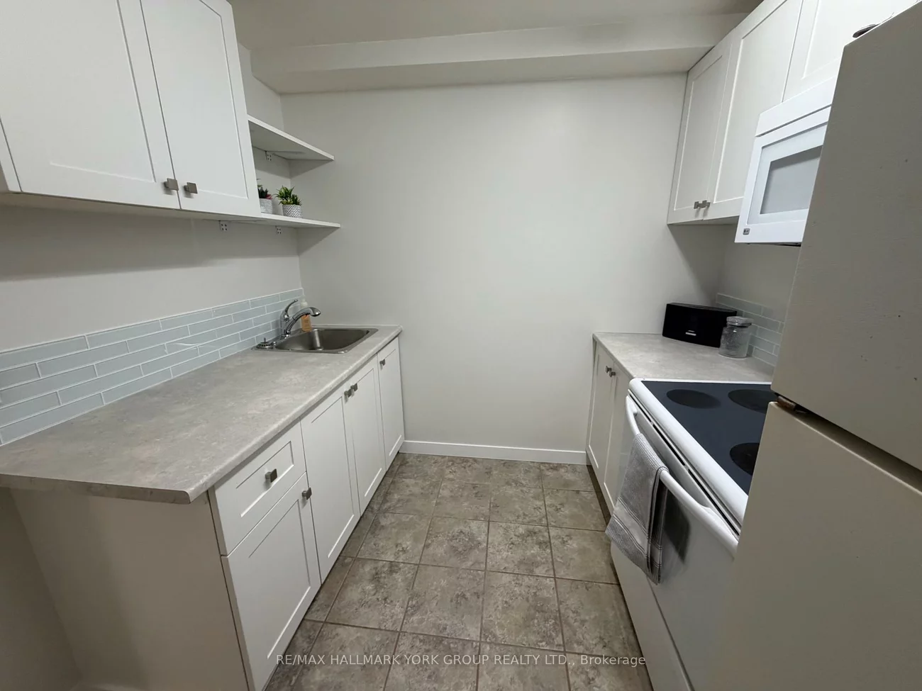 689, Sunnypoint, Huron Heights-Leslie Valley, Newmarket