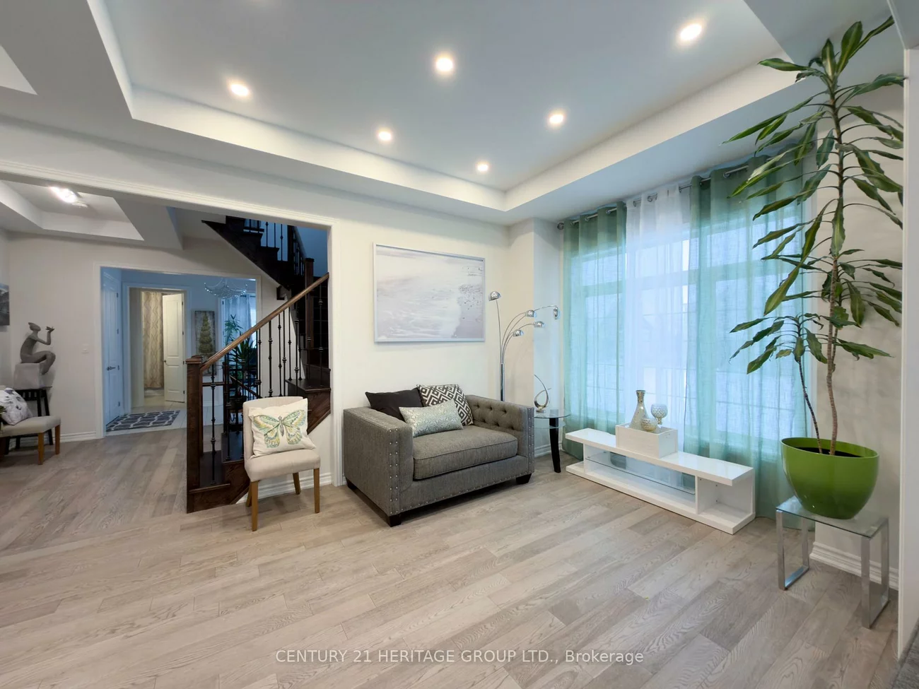 24, Alf Neely, Glenway Estates, Newmarket