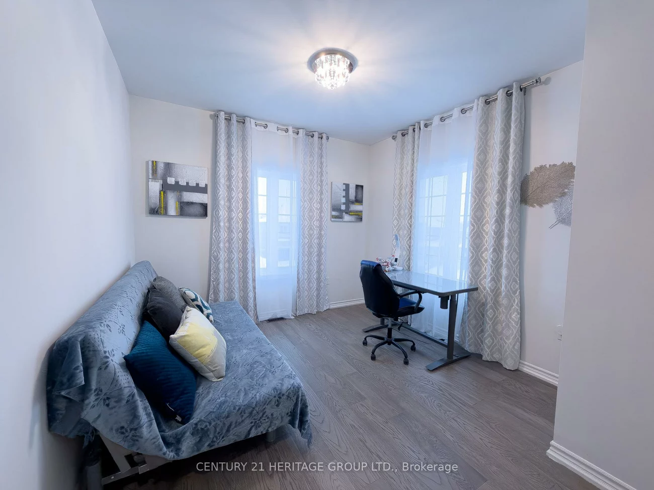 24, Alf Neely, Glenway Estates, Newmarket