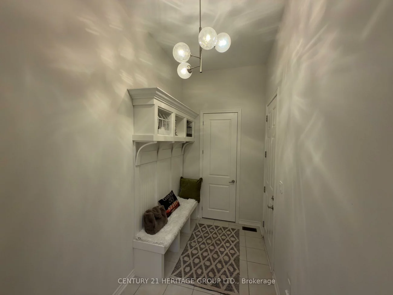 24, Alf Neely, Glenway Estates, Newmarket