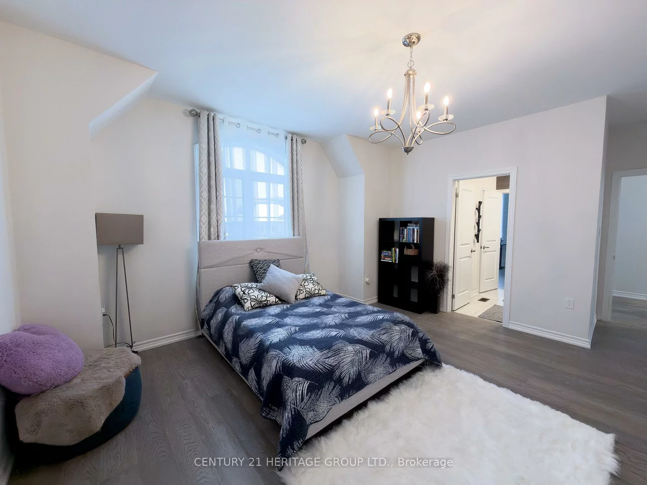 24, Alf Neely, Glenway Estates, Newmarket
