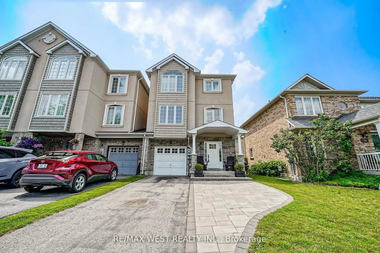 176, Gail Parks, Woodland Hill, Newmarket