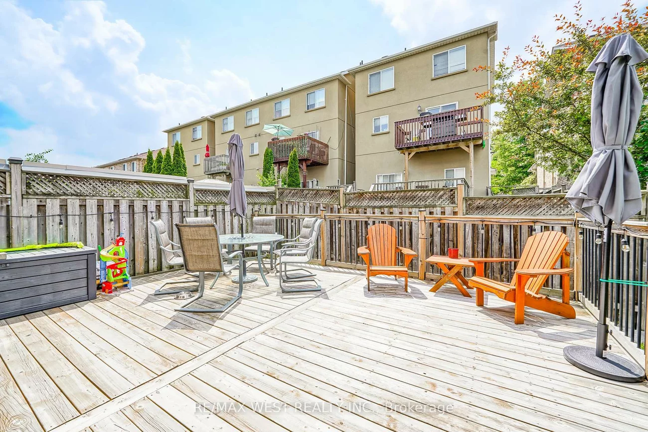 176, Gail Parks, Woodland Hill, Newmarket