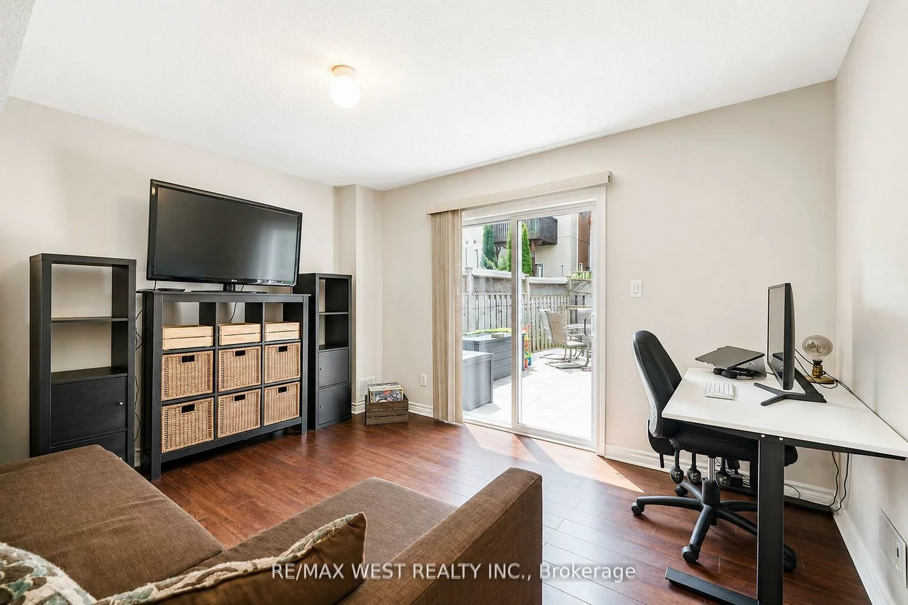 176, Gail Parks, Woodland Hill, Newmarket