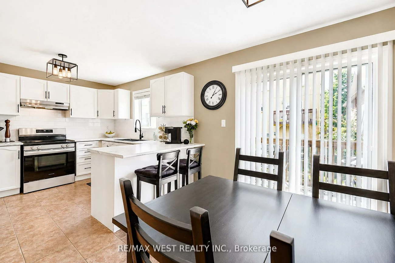 176, Gail Parks, Woodland Hill, Newmarket