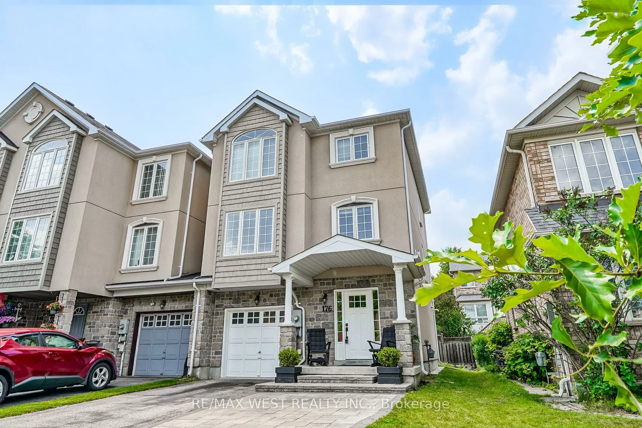 176, Gail Parks, Woodland Hill, Newmarket