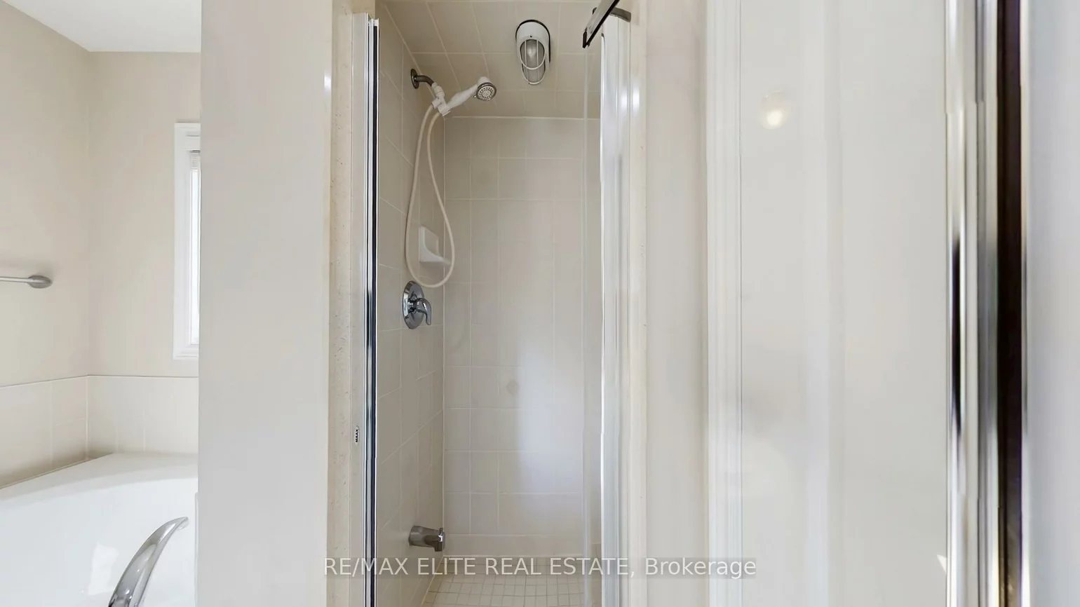 62, Macedonia, Summerhill Estates, Newmarket
