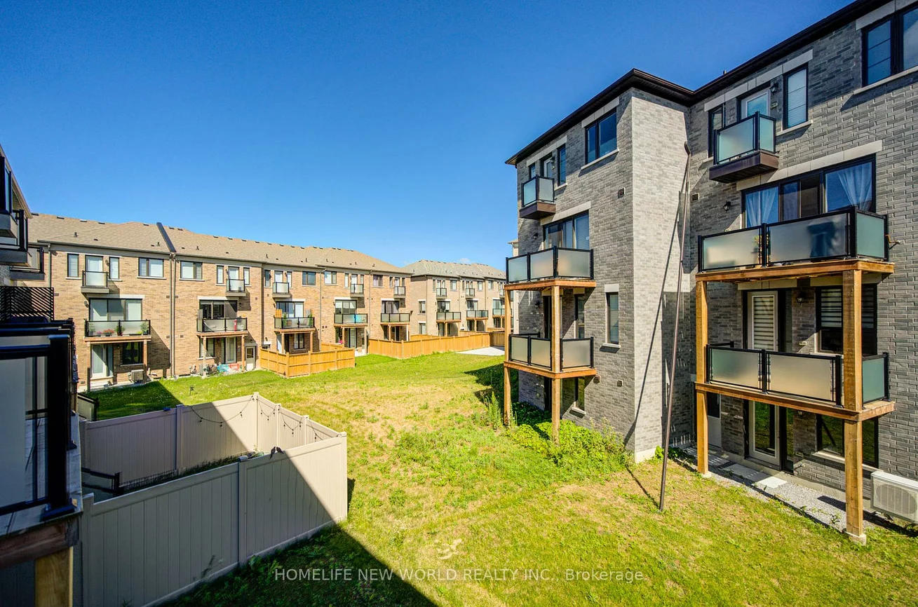216, Vermont, Summerhill Estates, Newmarket