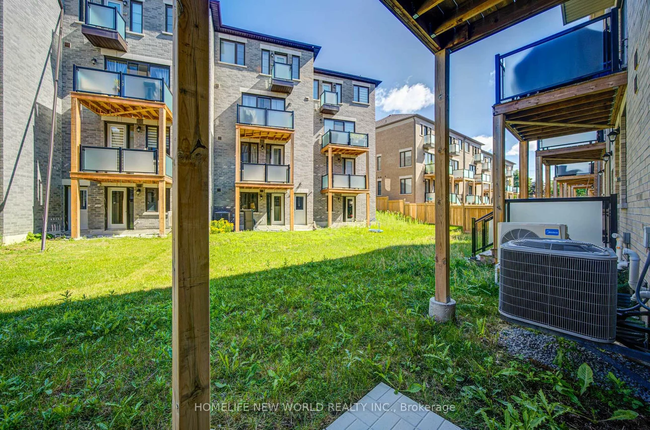 216, Vermont, Summerhill Estates, Newmarket
