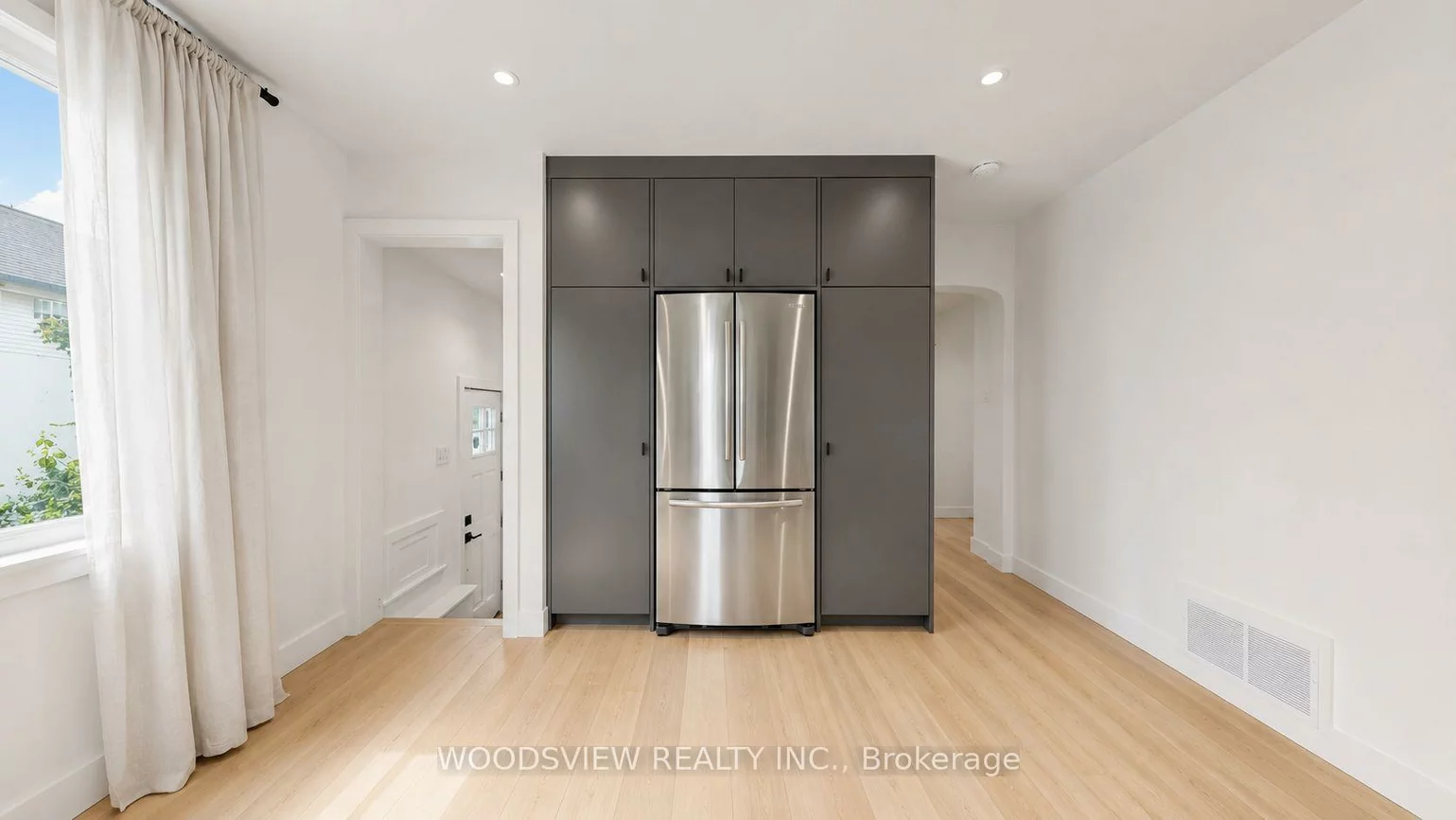 388, Eagle, Central Newmarket, Newmarket