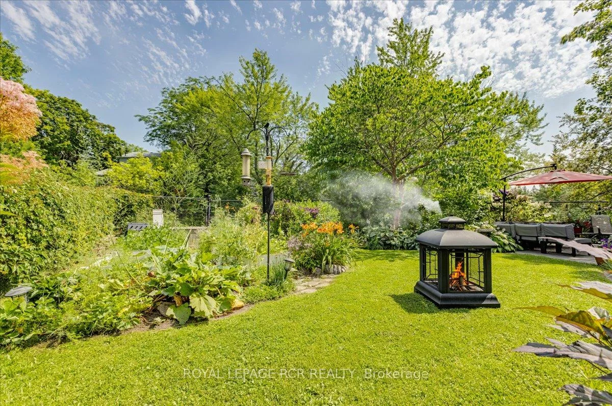 988, Krista, Huron Heights-Leslie Valley, Newmarket
