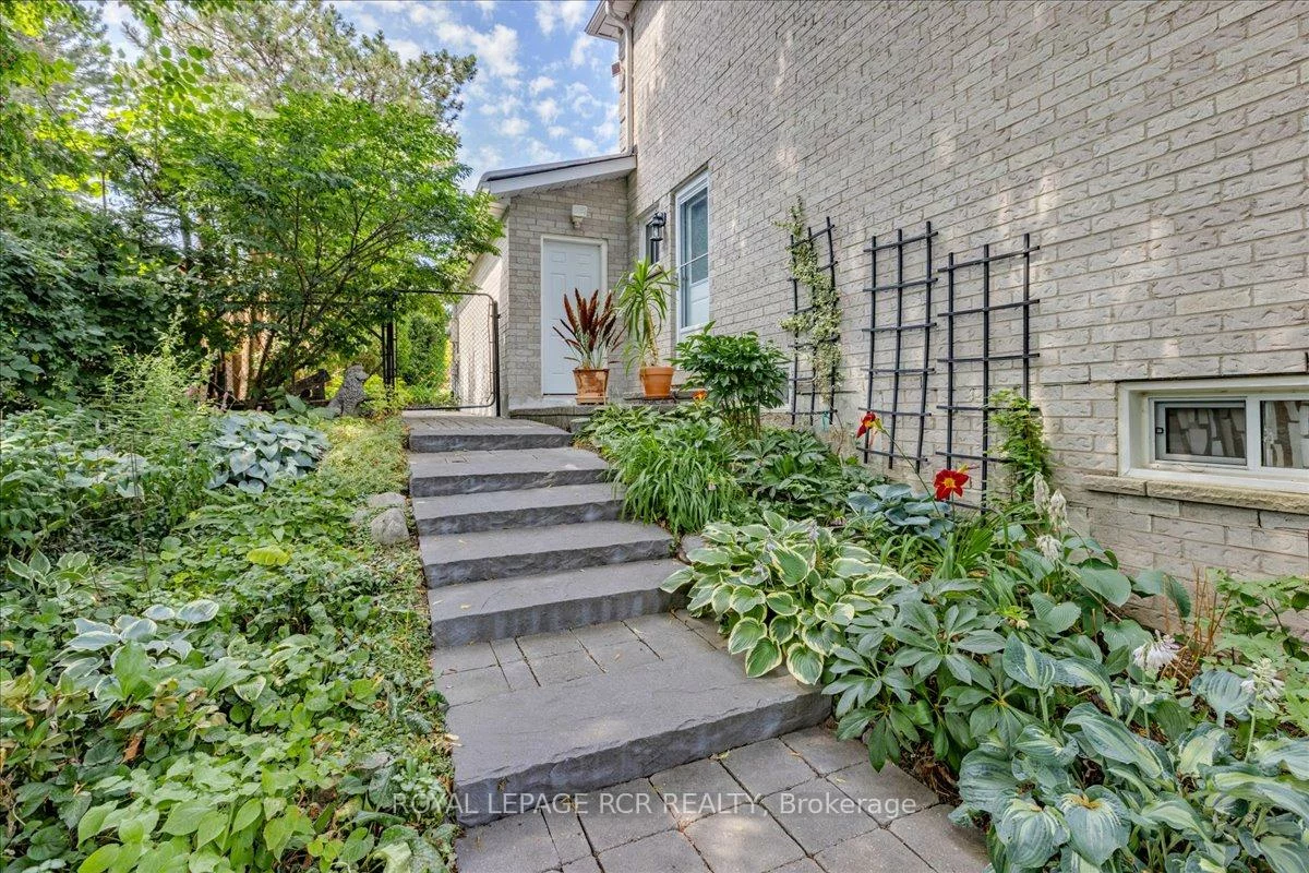 988, Krista, Huron Heights-Leslie Valley, Newmarket