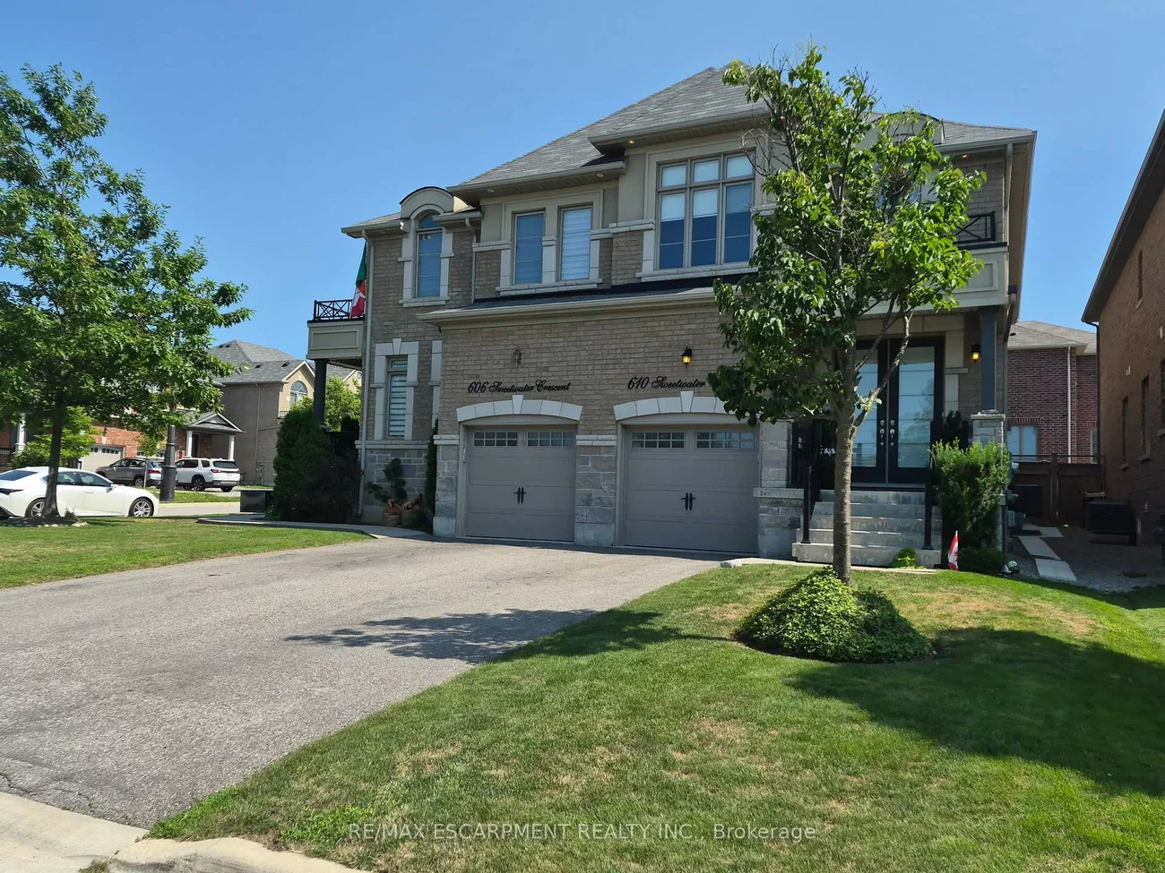 610, Sweetwater, Glenway Estates, Newmarket