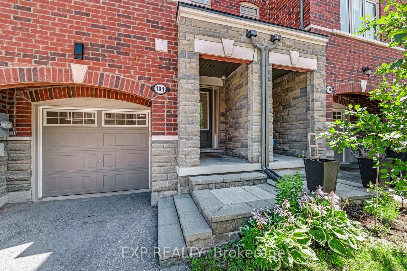 104, Gordon, Gorham-College Manor, Newmarket