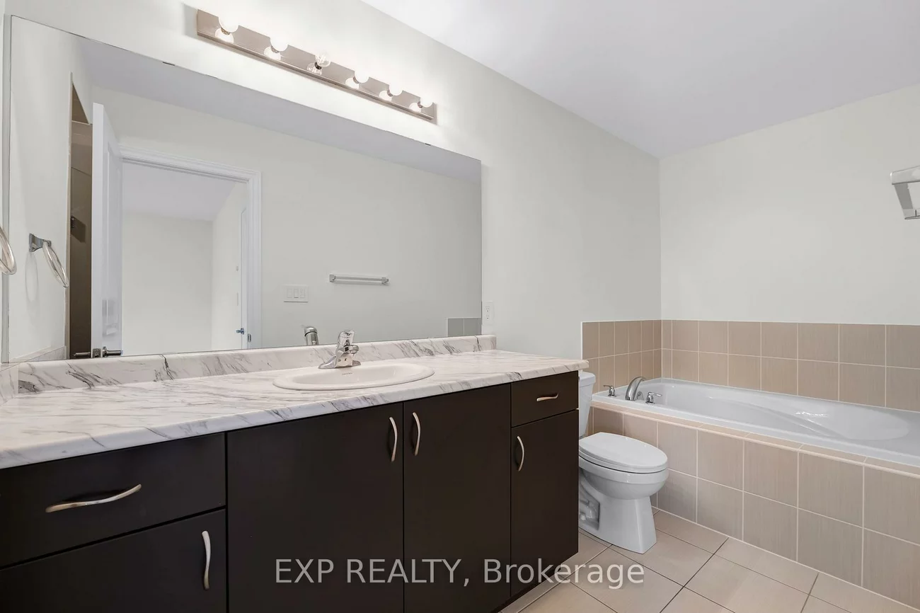 104, Gordon, Gorham-College Manor, Newmarket