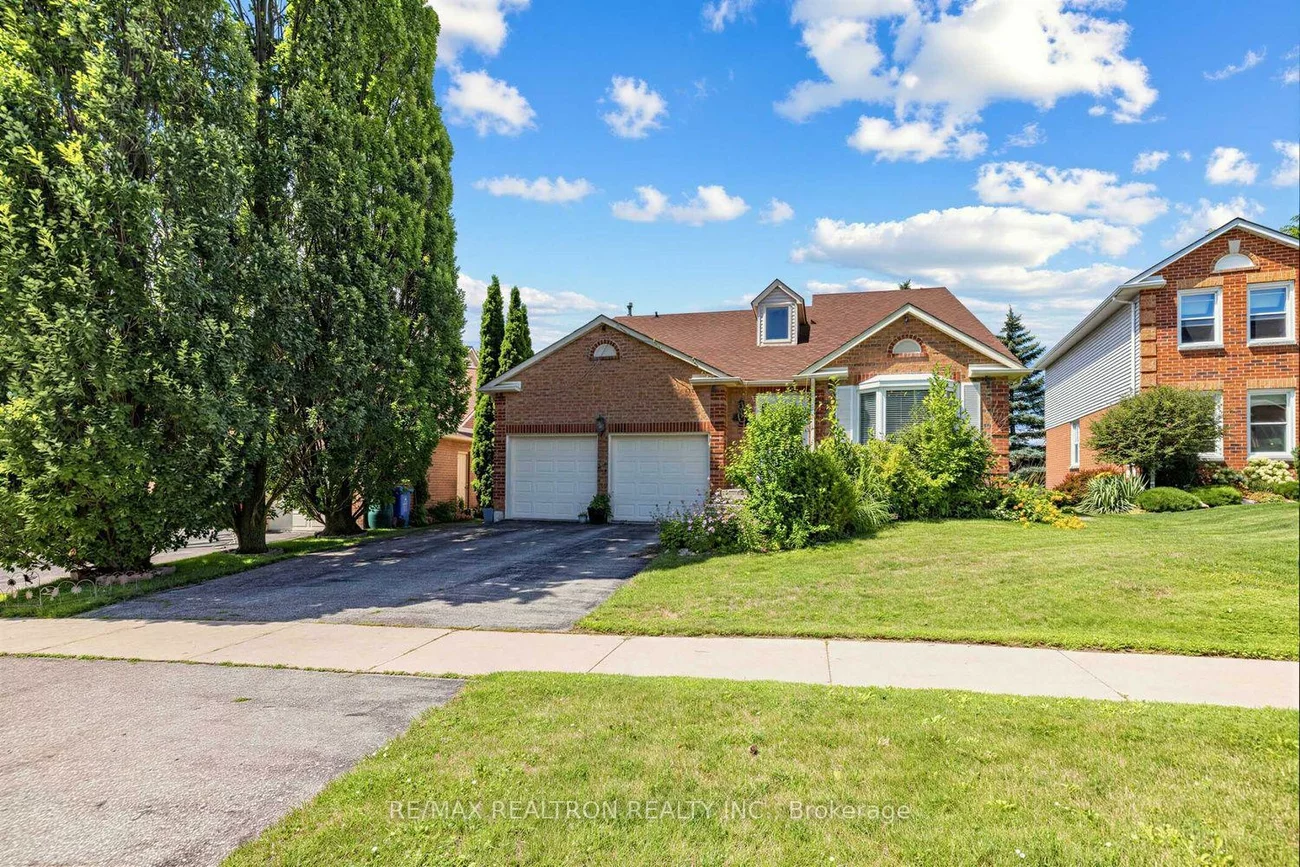 416, Alex Doner, Glenway Estates, Newmarket